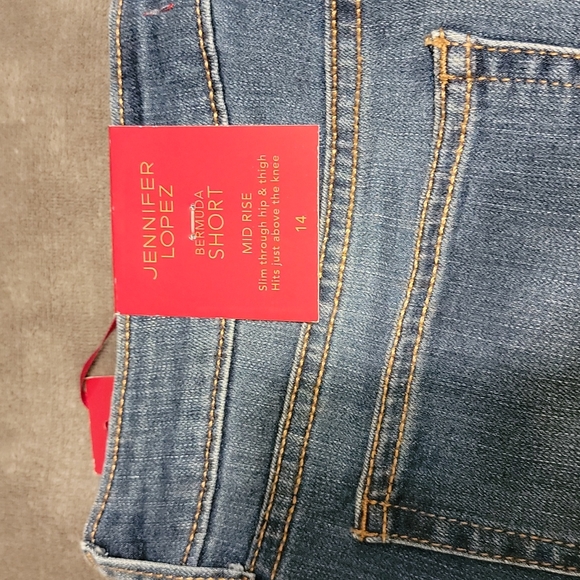 JLO Bermuda Shorts sz 14 - Picture 4 of 4